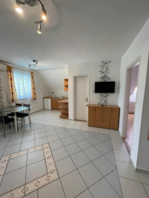 Zámor 10 Apartmant